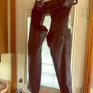 Leather motorcycle riding chaps